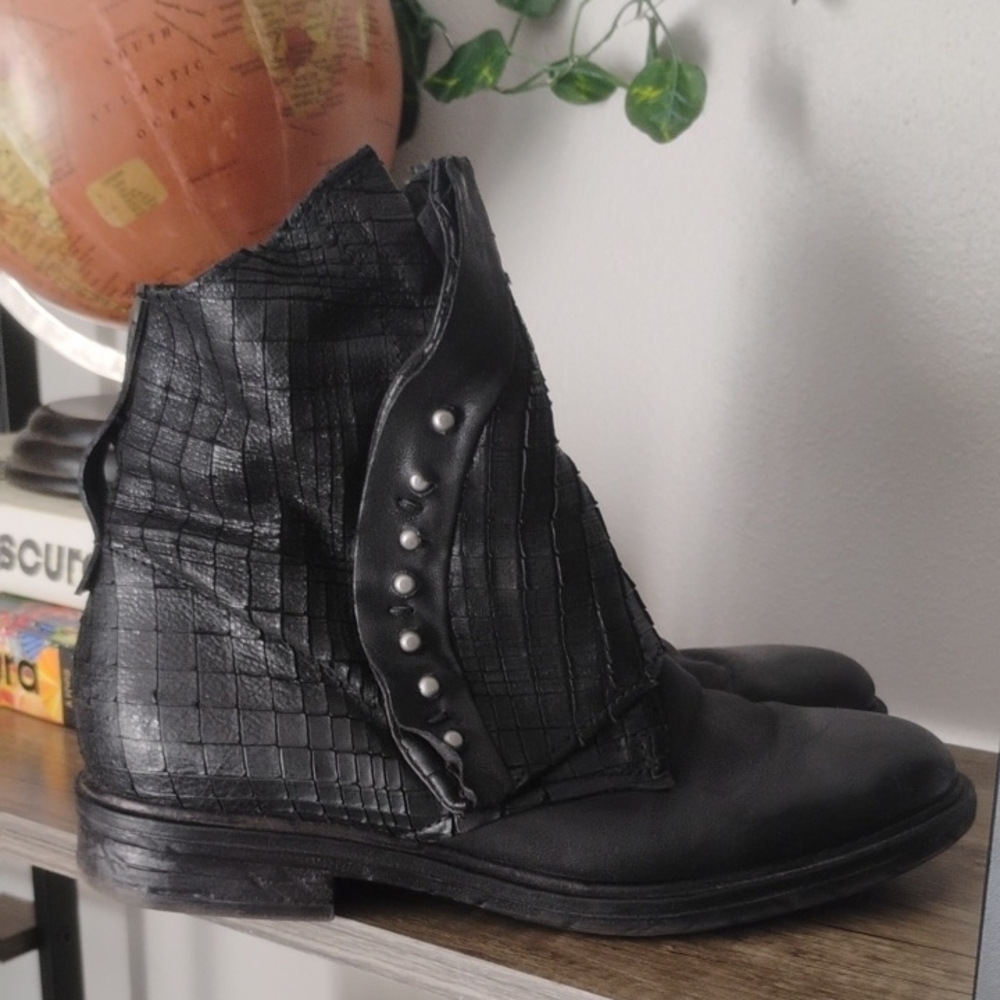 A.S.98 Black Textured Leather Boots
